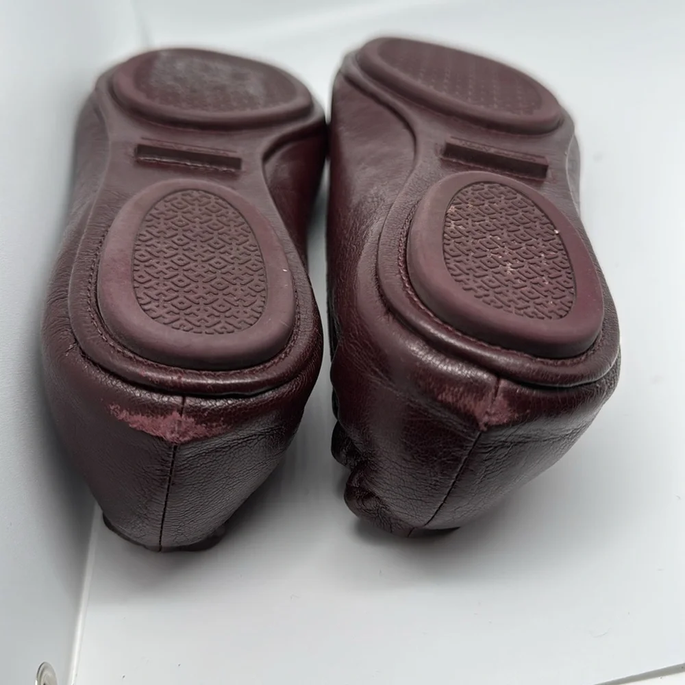 Tory Burch Minnie Travel Leather Plum Burgundy Ballet Flats Slip on Size 7 - NEW